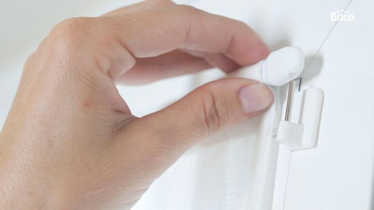 Bricomania 702 Colocar portavisillos p6