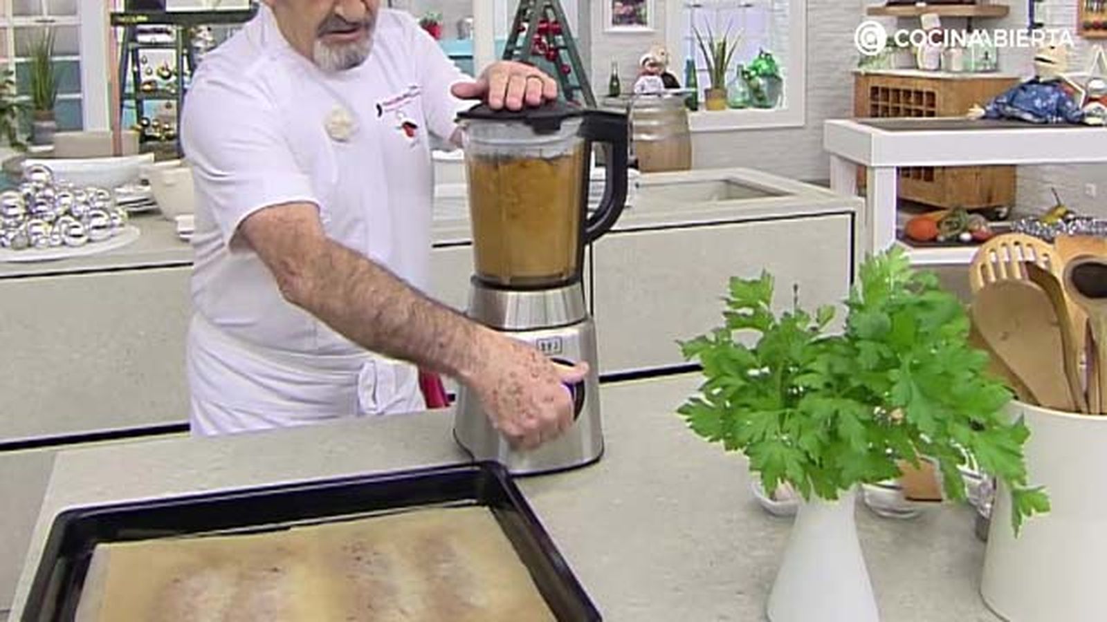 KARL6871 sopa de ajo con jamon crujiente paso 4 KARL6871 sopa de ajo con jamon crujiente paso 4