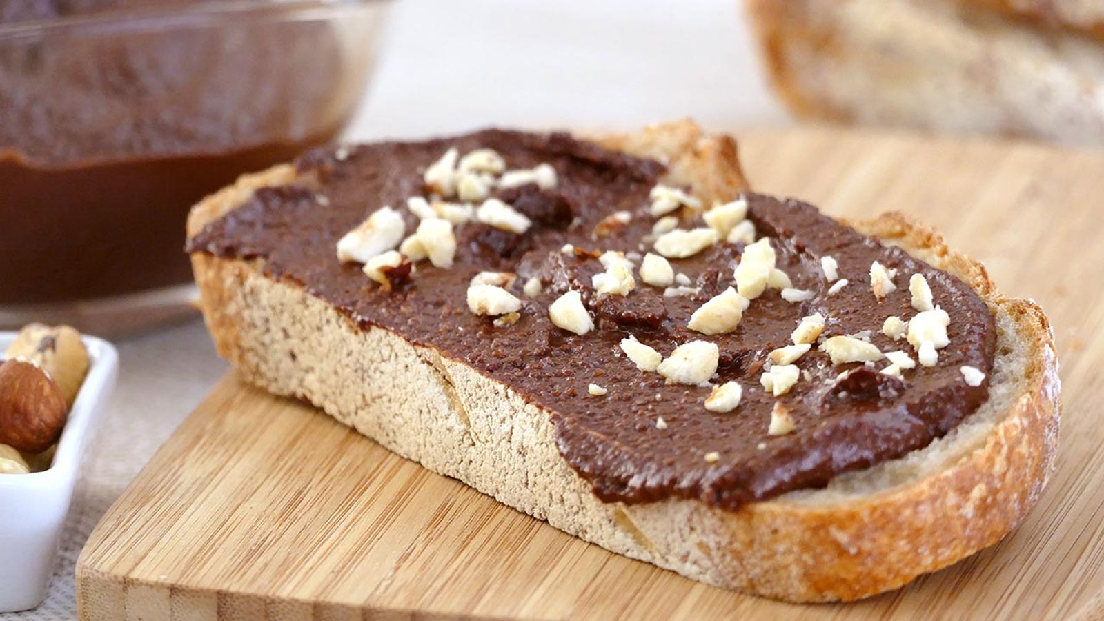 Crema de cacao y avellanas