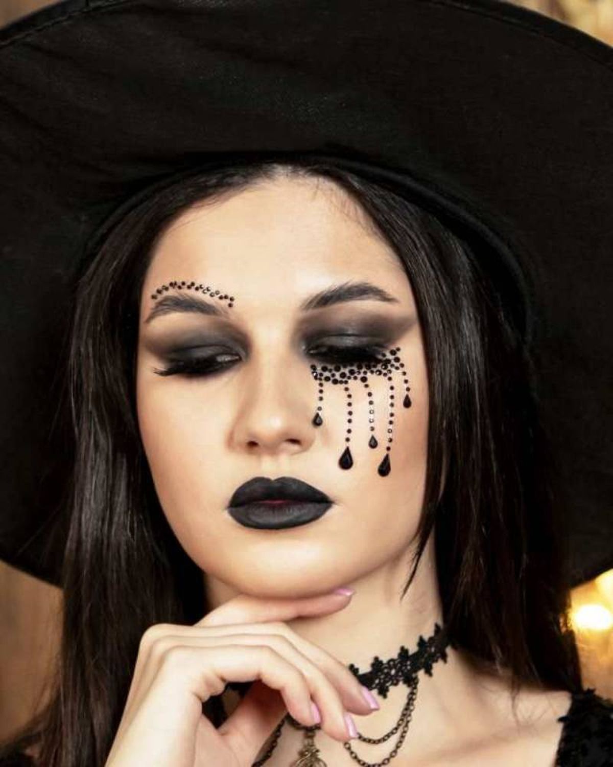 Maquillaje de Halloween para mujer de bruja