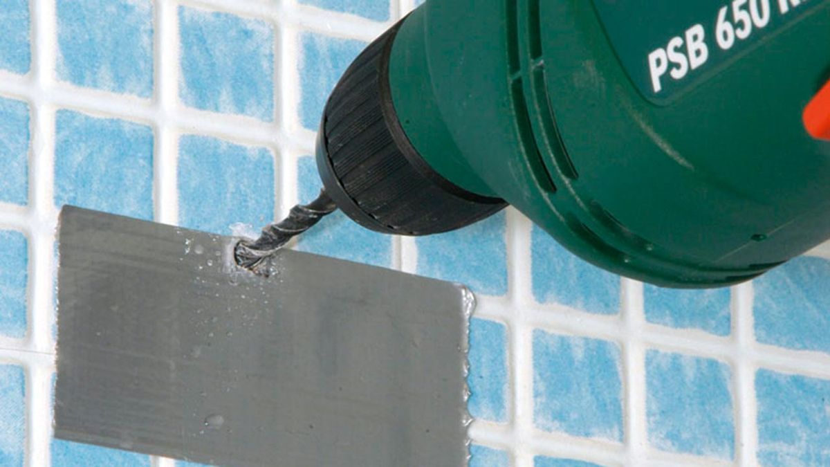 Columna de ducha con mampara paso 10