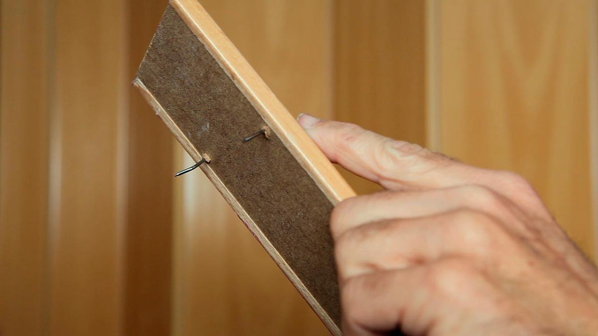 Sacar clavos de la madera