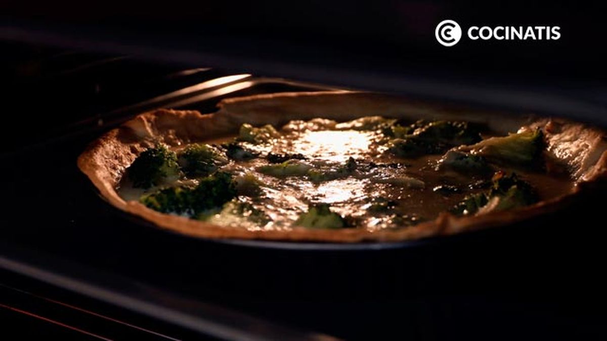 Receta de quiche de verduras con brÃ³coli y cebolla  paso 6
