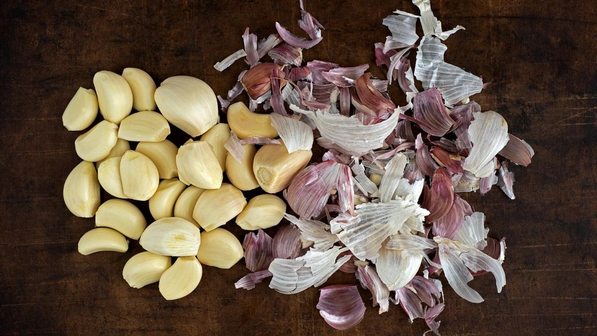 Cómo pelar ajo fácil y rápido