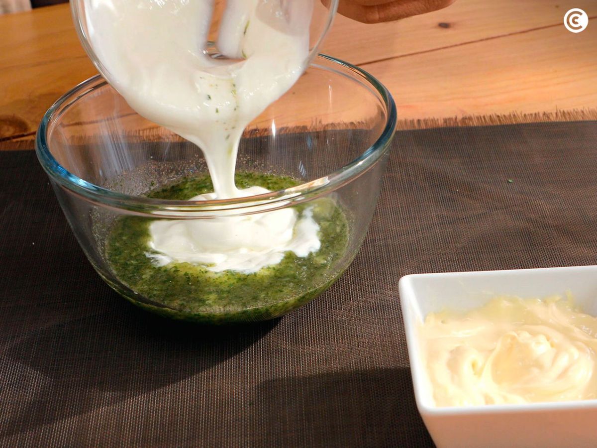 Yogur y mayonesa para la salsa blanca de kebab