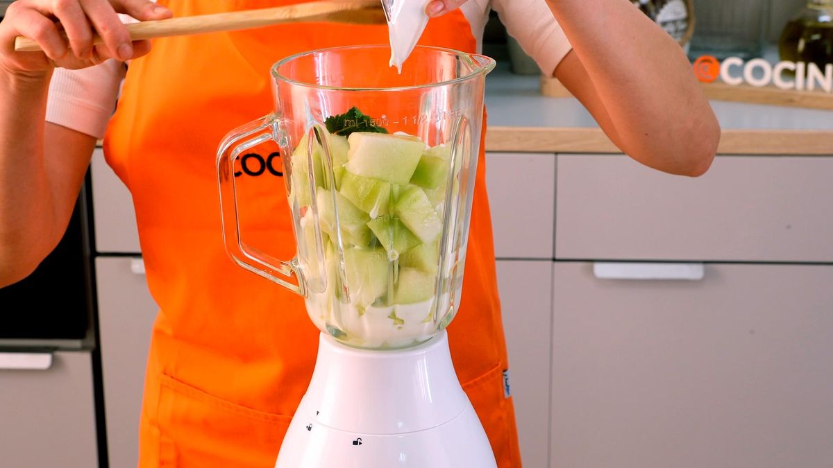 Batido de melón con leche   paso 2