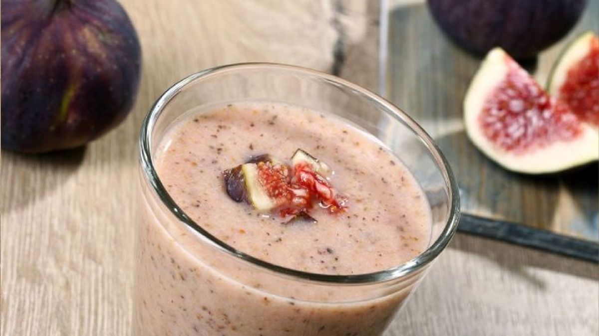 Batido casero de higos frescos, perfecto para el verano