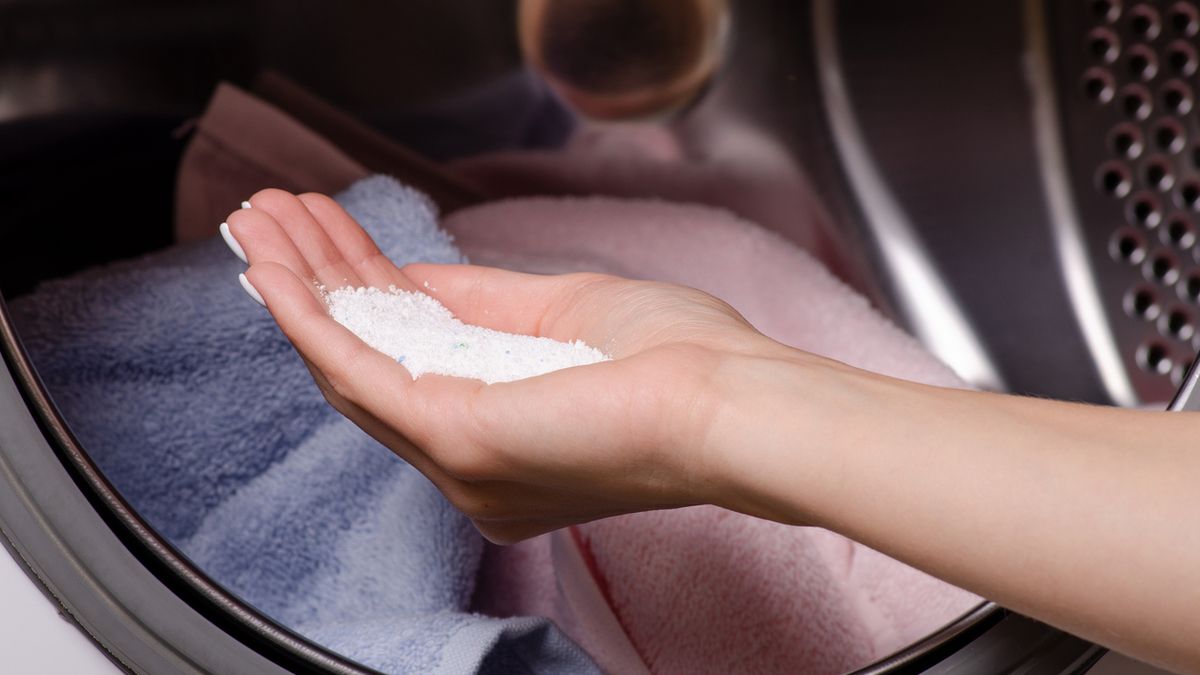 Ayuda a blanquear la ropa blanca y eliminar mancha difíciles