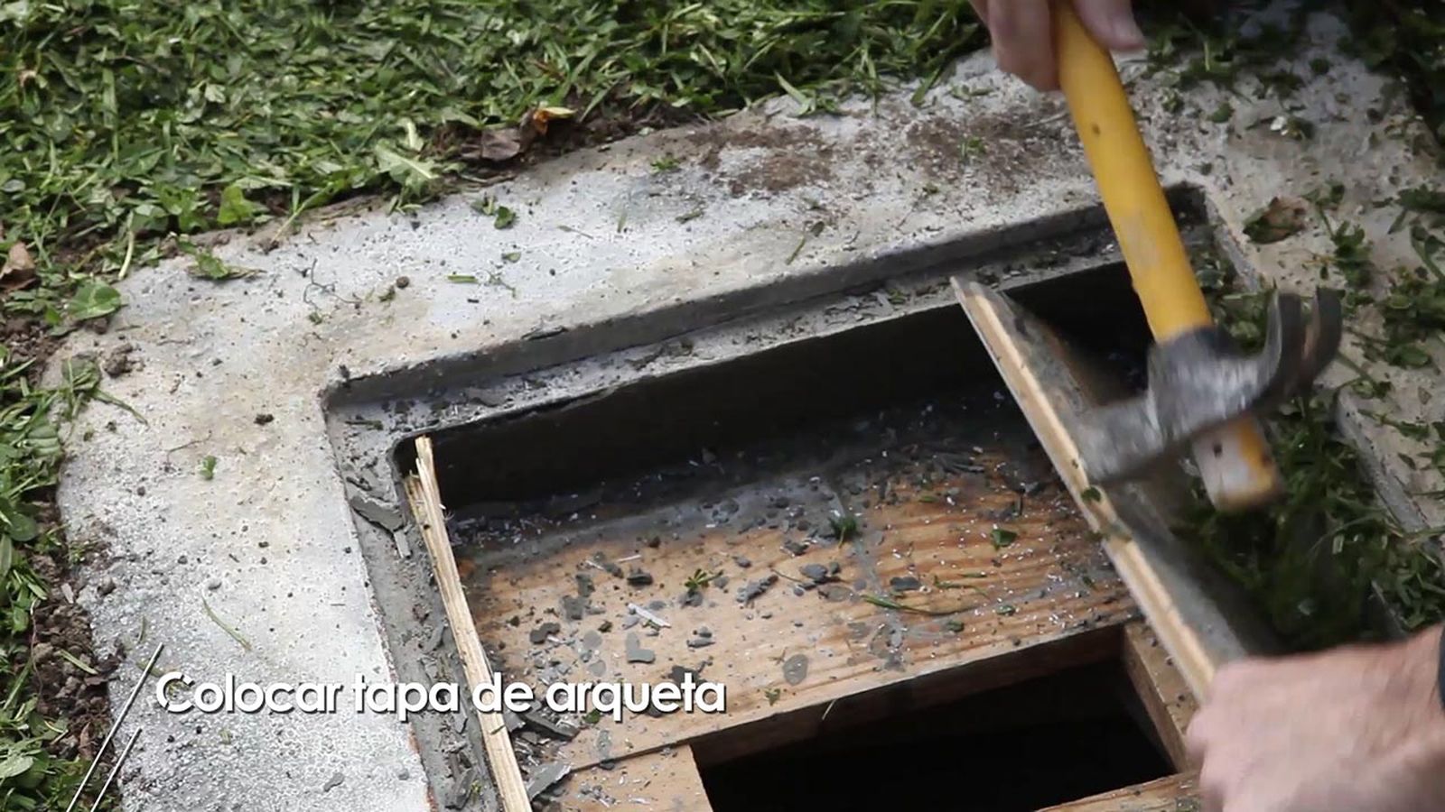 Como colocar una tapa de arqueta paso 7 Como colocar una tapa de arqueta paso 7