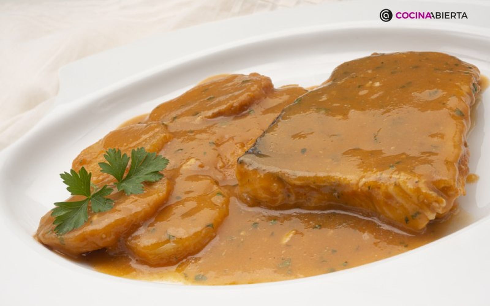 Si te apetece pescado, prueba una tradicional merluza a la sidra Si te apetece pescado, prueba una tradicional merluza a la sidra