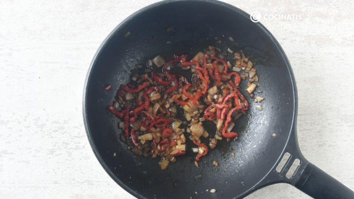Sofrito para la receta de noodles de arroz