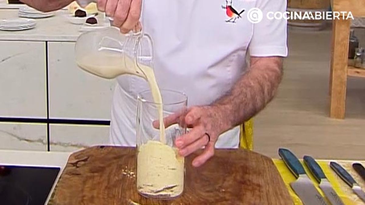masa crepes salados harina garbanzo karlos arguinano paso1