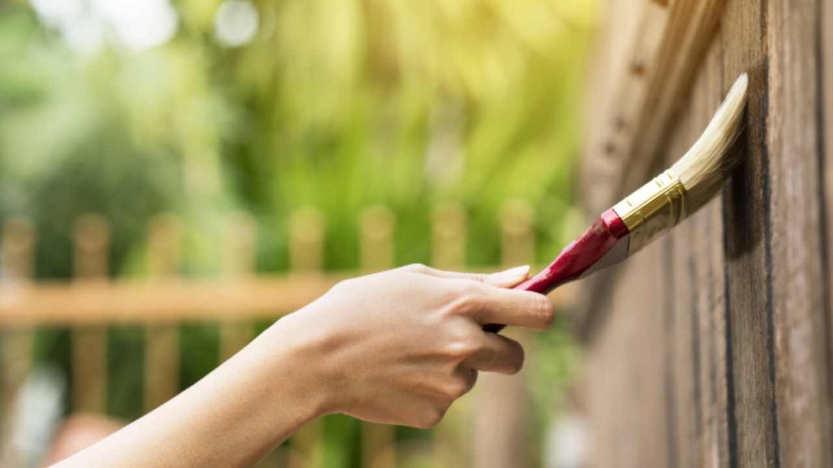 tipos de barniz para madera valla