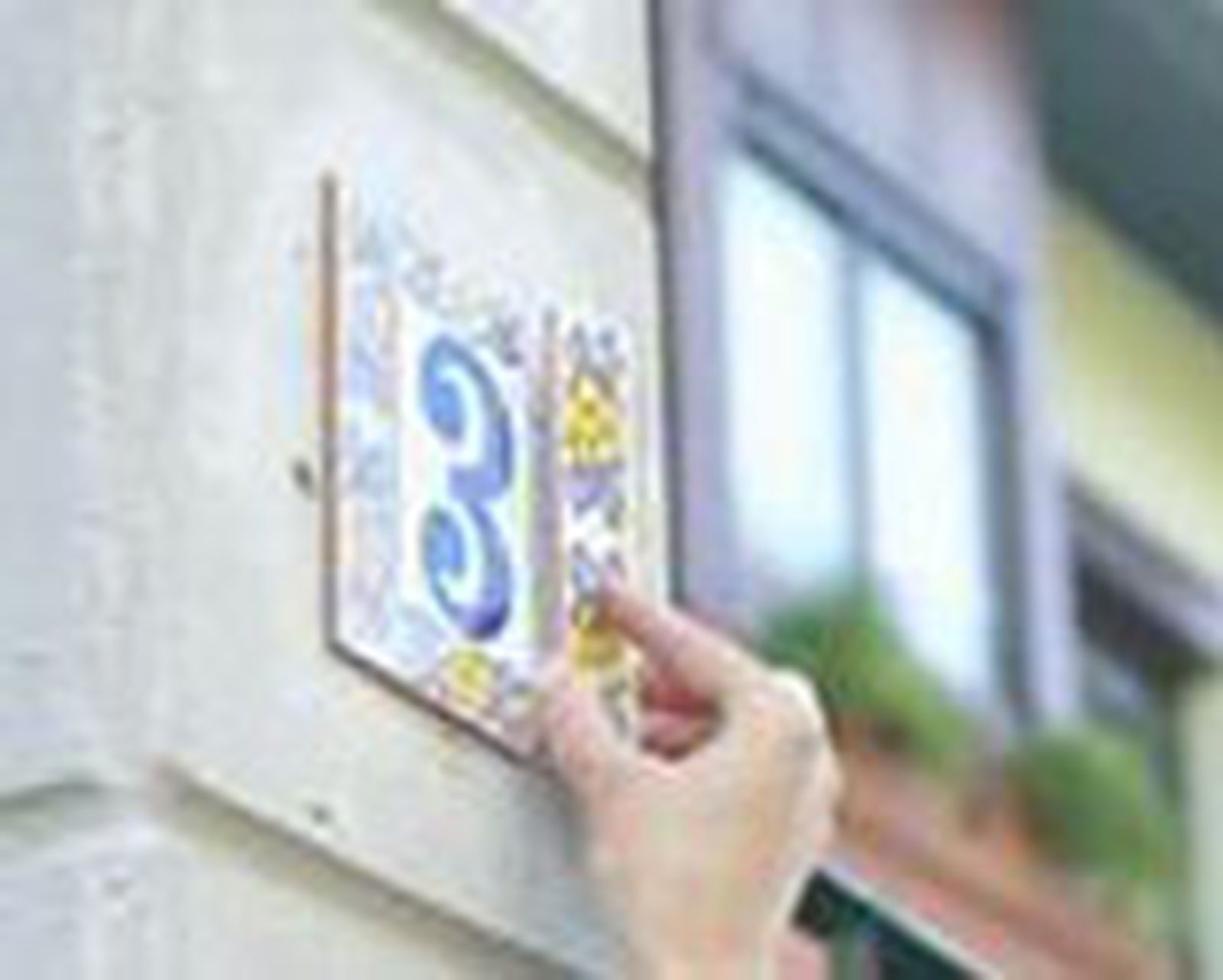 Brico 0482 2 Colocacion numeracion exterior paso 4 Brico 0482 2 Colocacion numeracion exterior paso 4