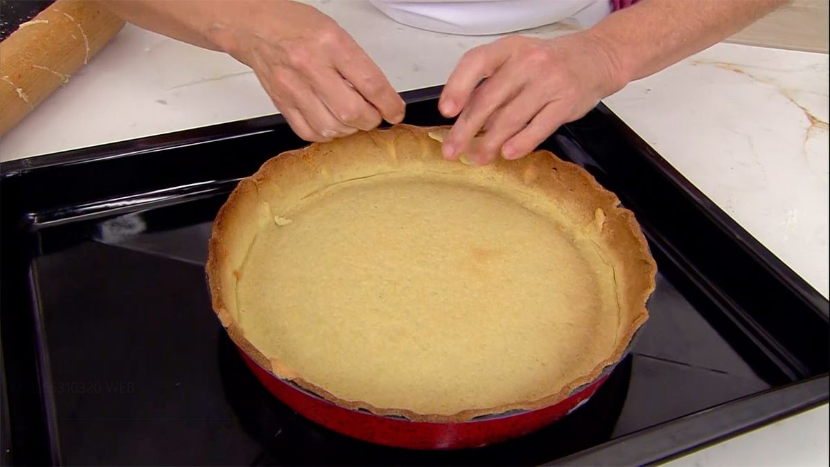 KARL66310320 receta de tarta de ciruelas pasas paso4