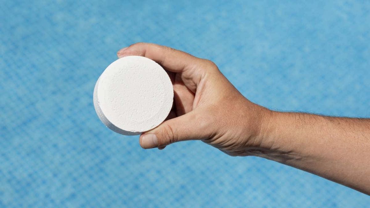 producto para limpiar la piscina cloro
