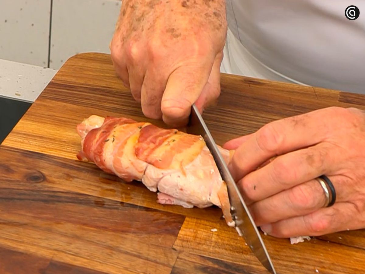 Corta el solomillo en bies