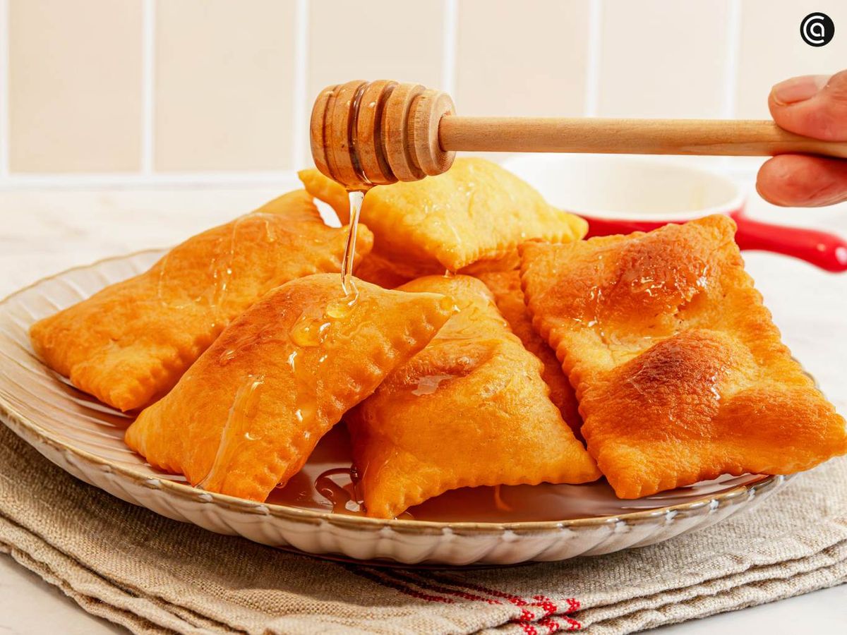 También puedes servir las hojuelas con miel por encima