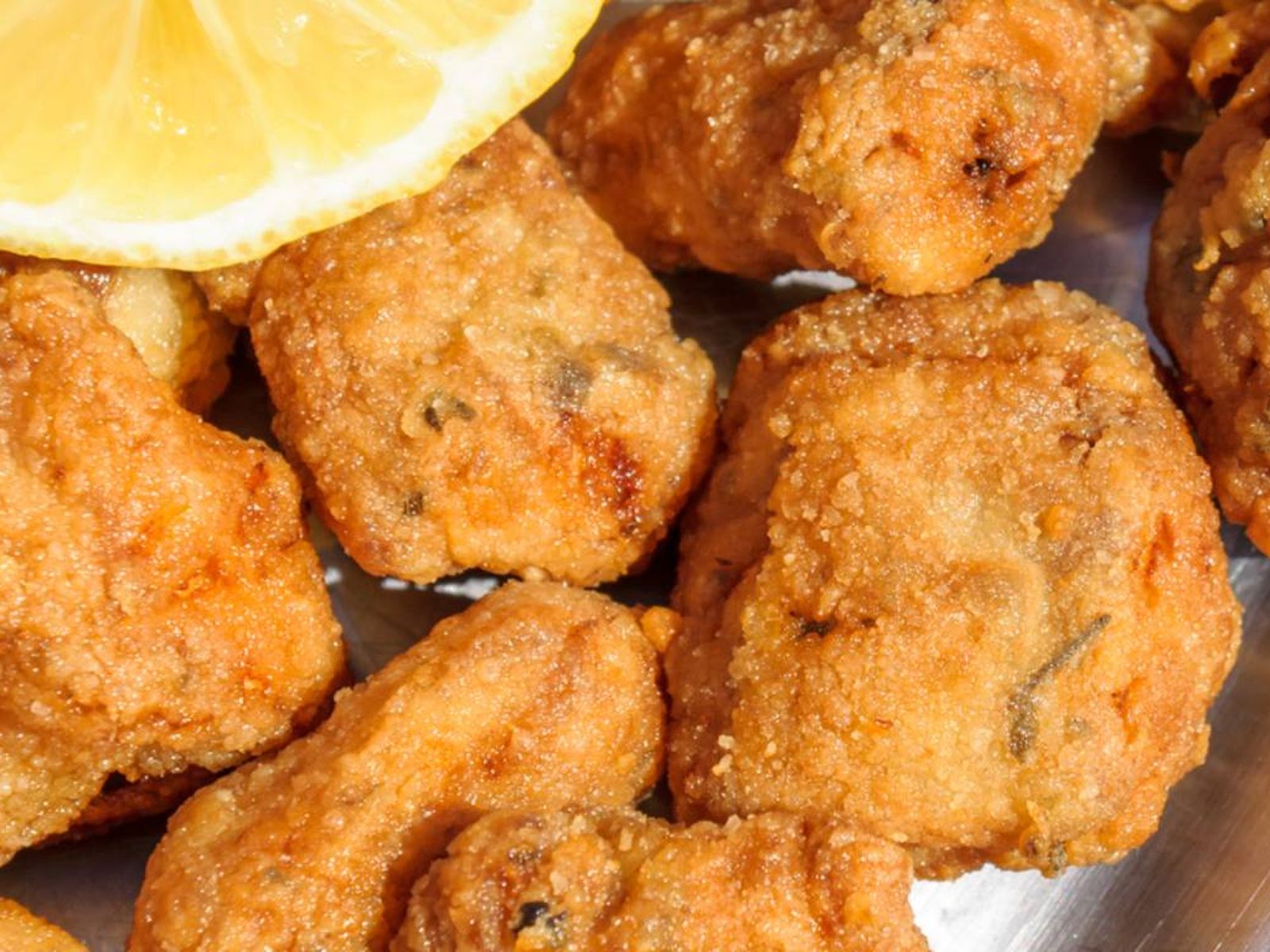 El cazón es uno de los pescados que no deberían consumir embarazadas y niños El cazón es uno de los pescados que no deberían consumir embarazadas y niños