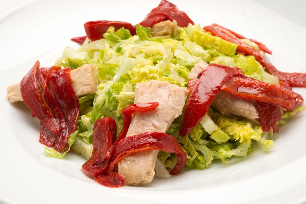 5679 2 Ensalada de cogollos y piquillos (1064) xl