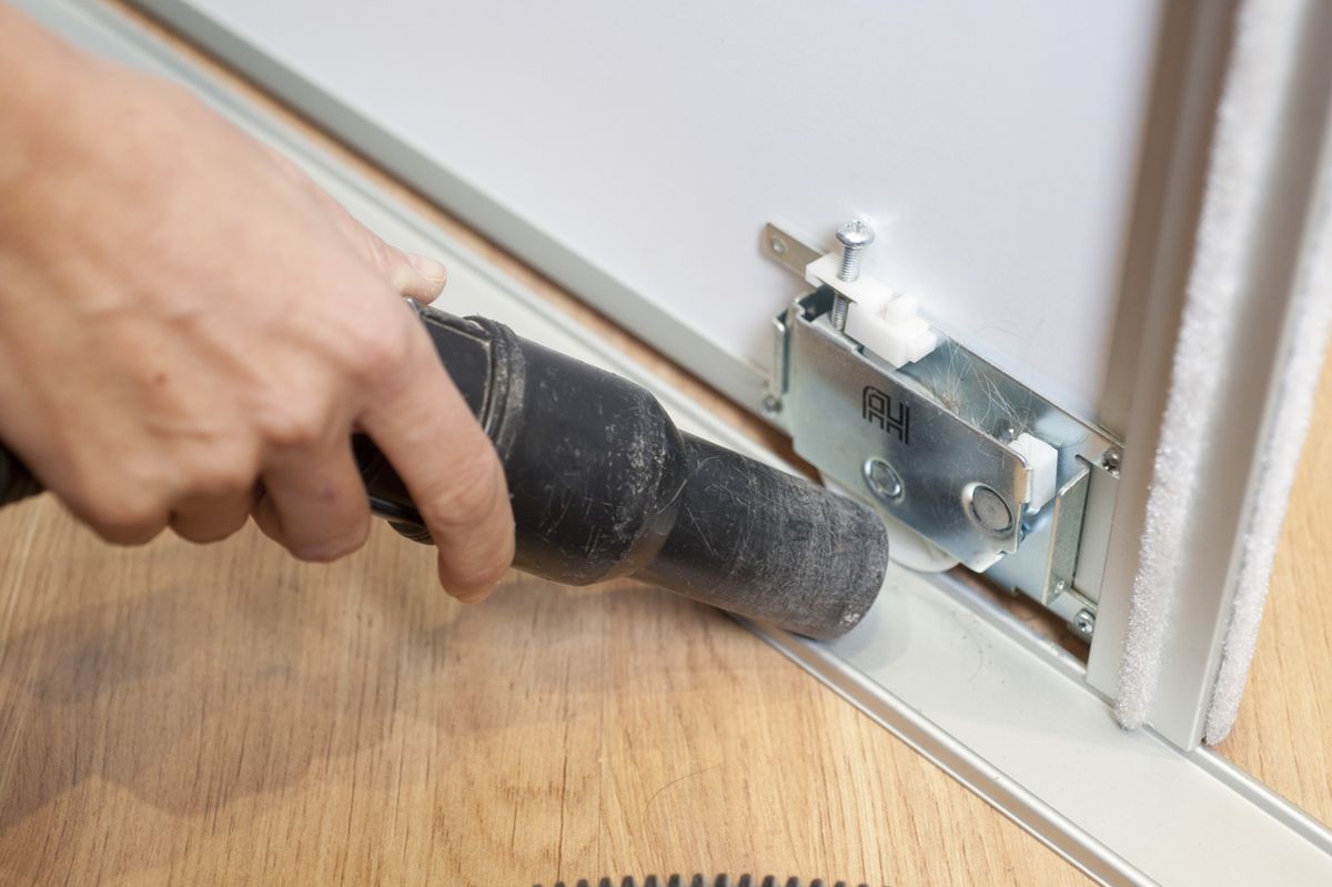 Bricomania Ajustar puerta corredera p1