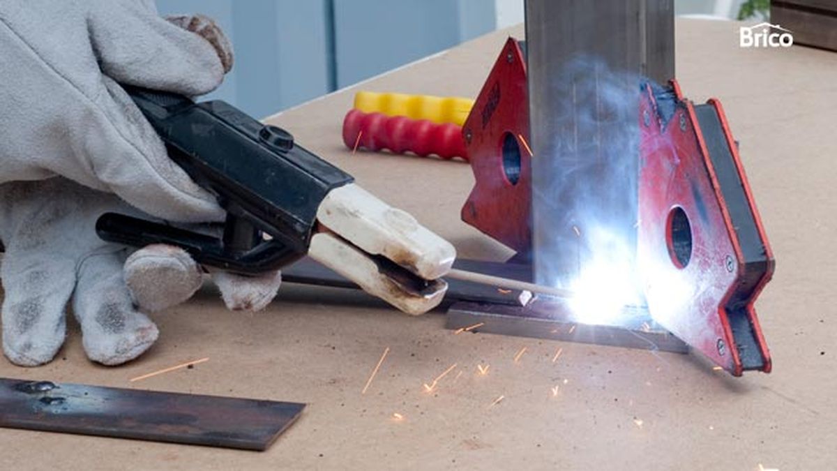 Como hacer soldadura en arco paso 1