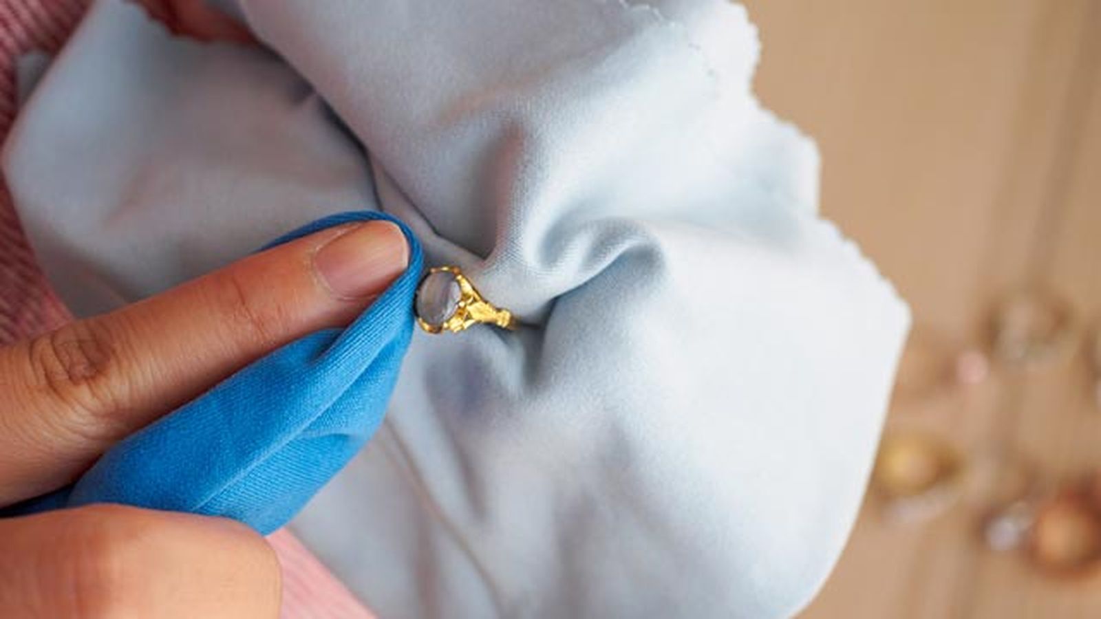 Limpieza casera de un anillo Limpieza casera de un anillo